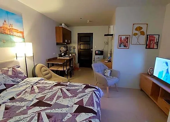 Comfy Walk-up Minutes From Mactan Airport. Perfect For Travellers Hotel